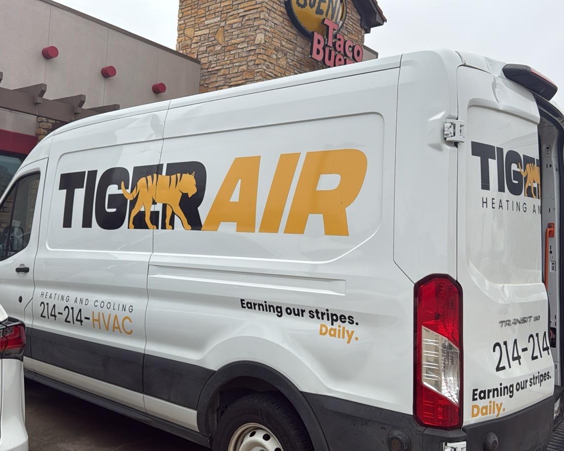 A (#COMPANYNAME} van offering Commercial Services